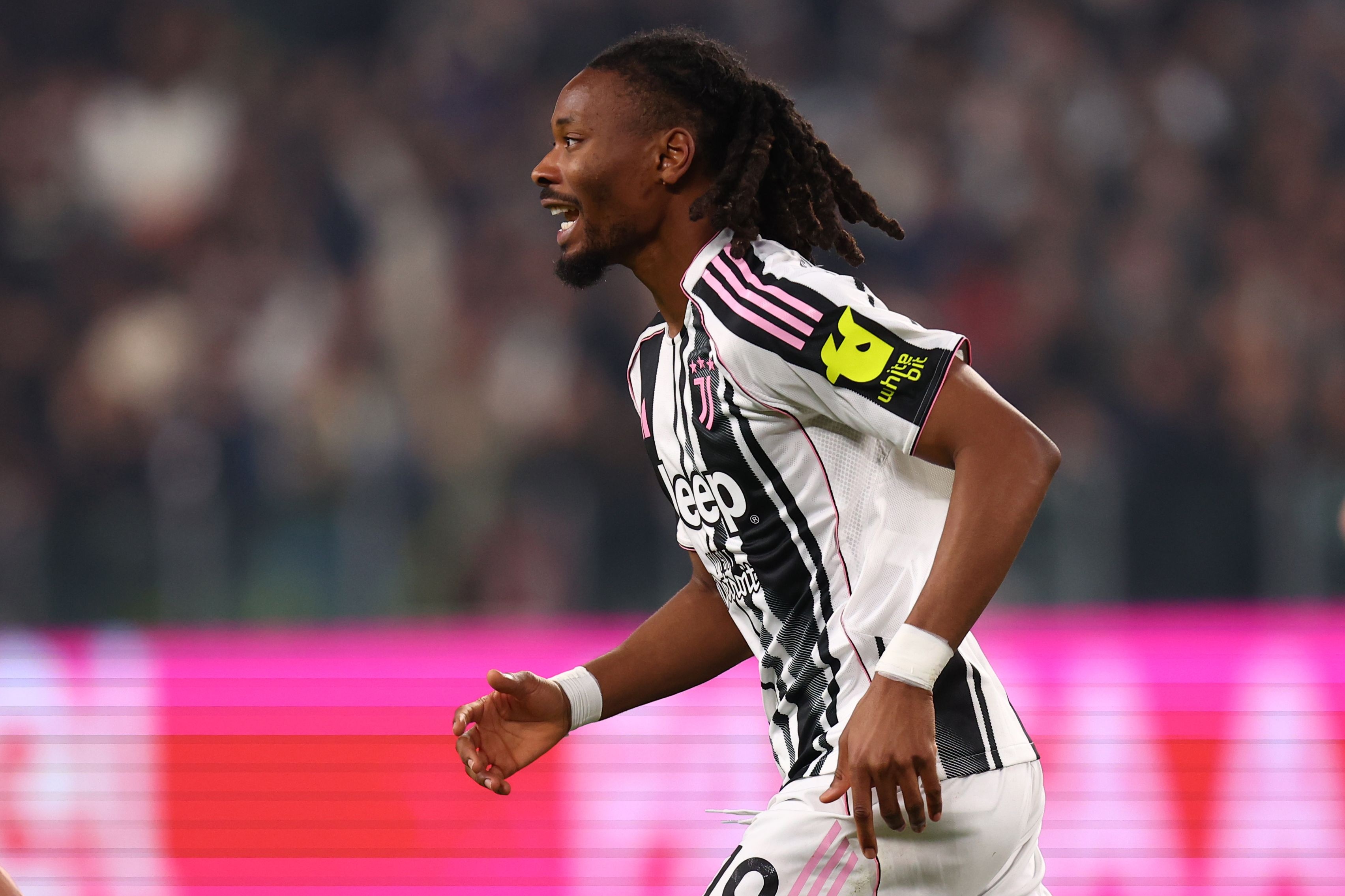 记者:尤文K·图拉姆左脚踝轻微不适,将在对萨索洛前每日评估